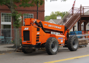 JLG SKYTRAK used on construction site